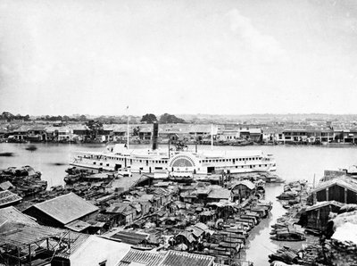 La Montaña Dorada en el lugar de desembarco de Cantón, c.1870 de European Photographer